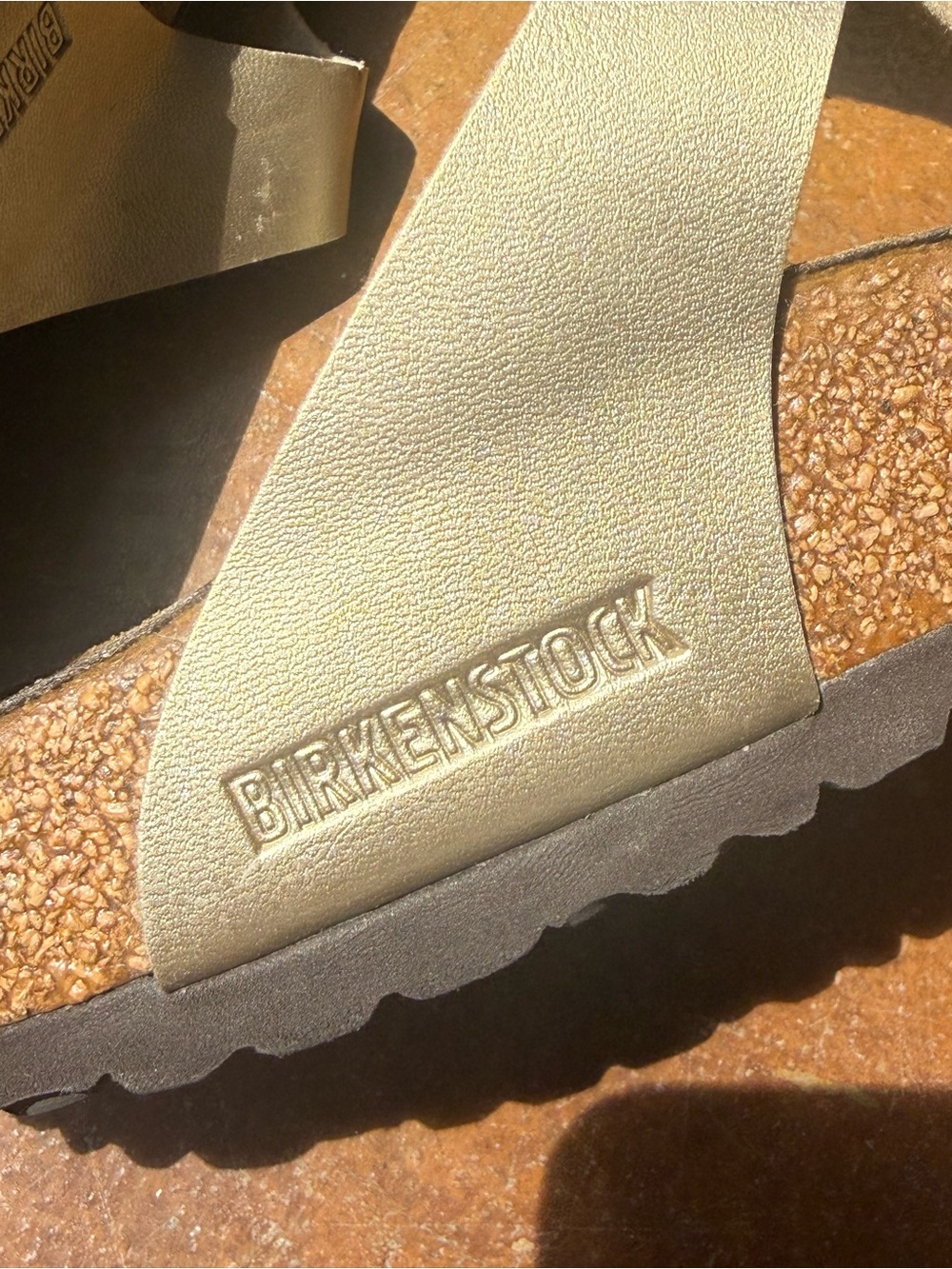 Birkenstock Gizeh Metallic Gold Thong Sandals Size 38 7.5